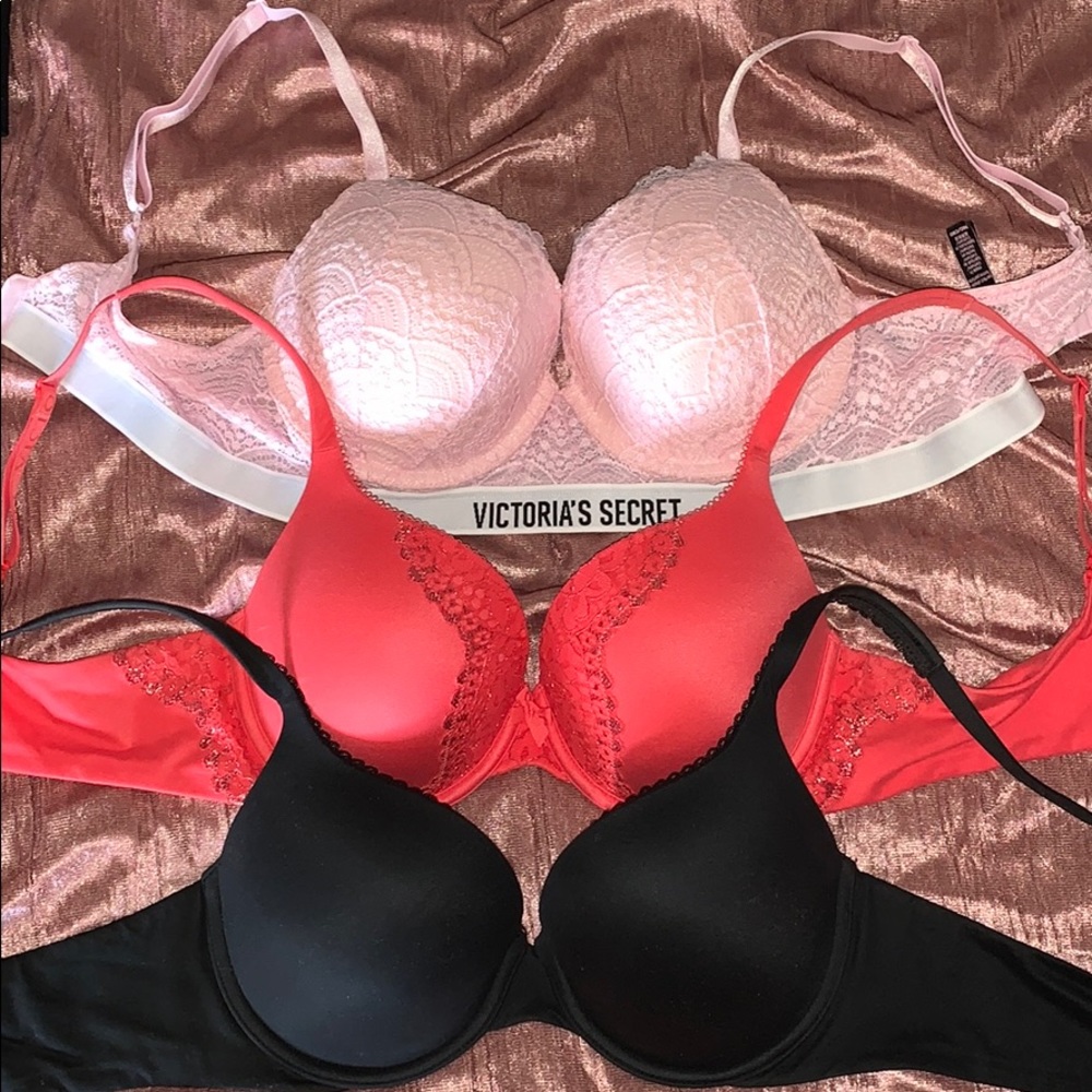 Body By Victoria Perfect shape Bra Lot